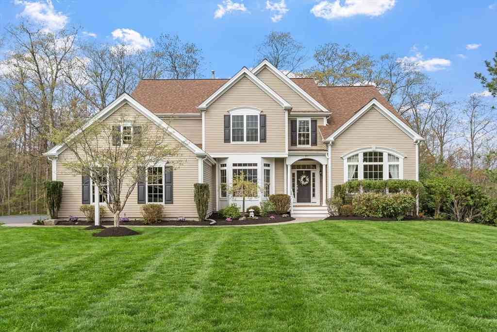 Homes For Sale - 41 Canterbury Hill Rd<br/> Acton, MA 01720