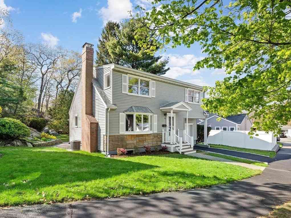 Homes For Sale - 9 Lebel Rd<br/> Lynn, MA 01904