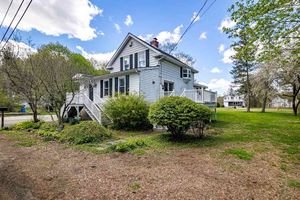 Homes For Sale - 33 Kingsley St<br/> Worcester County, Southbridge, MA 01550