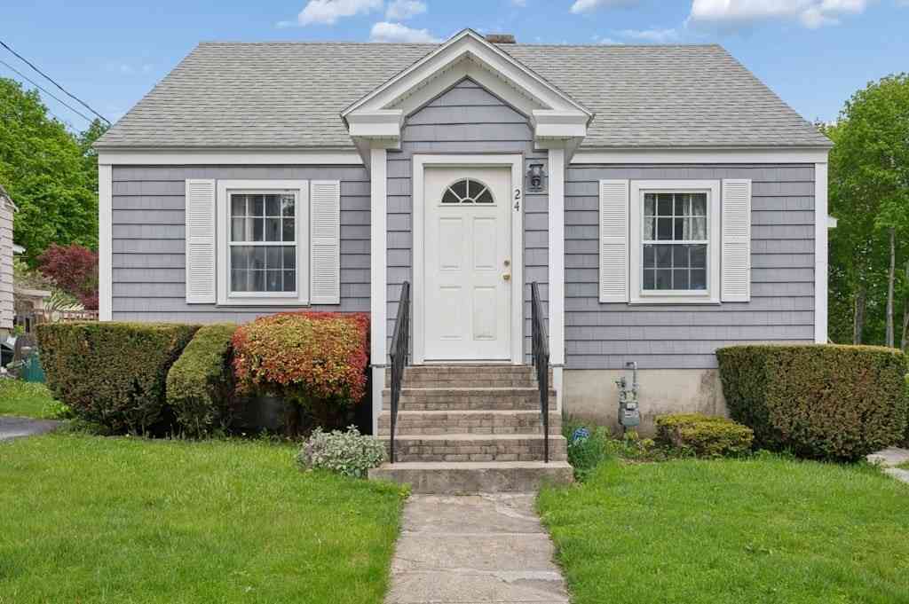 Homes For Sale - 24 Falmouth St<br/> Worcester, MA 01607
