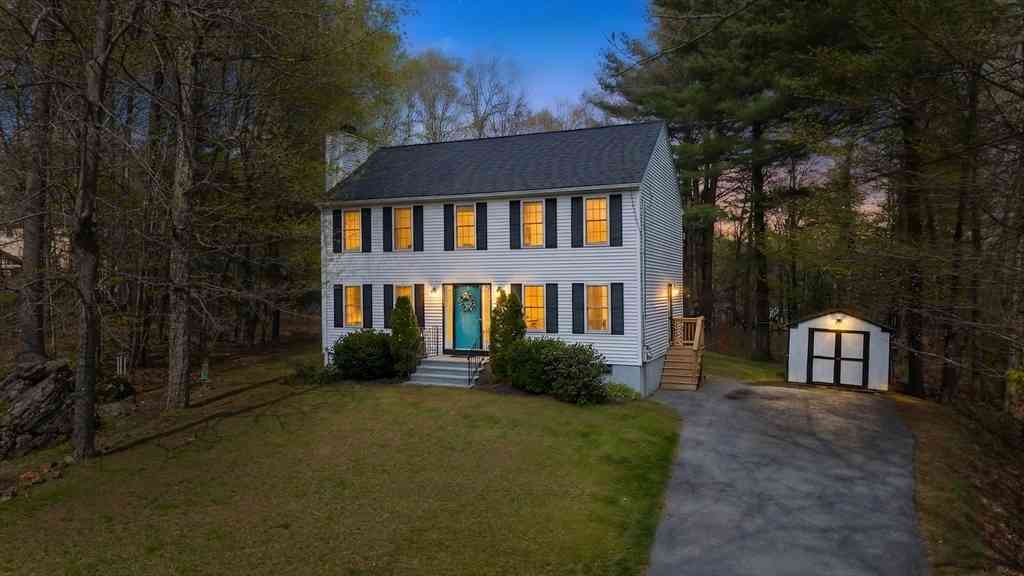 Homes For Sale - 4 Mockingbird Ln<br/> Brookfield, MA 01506