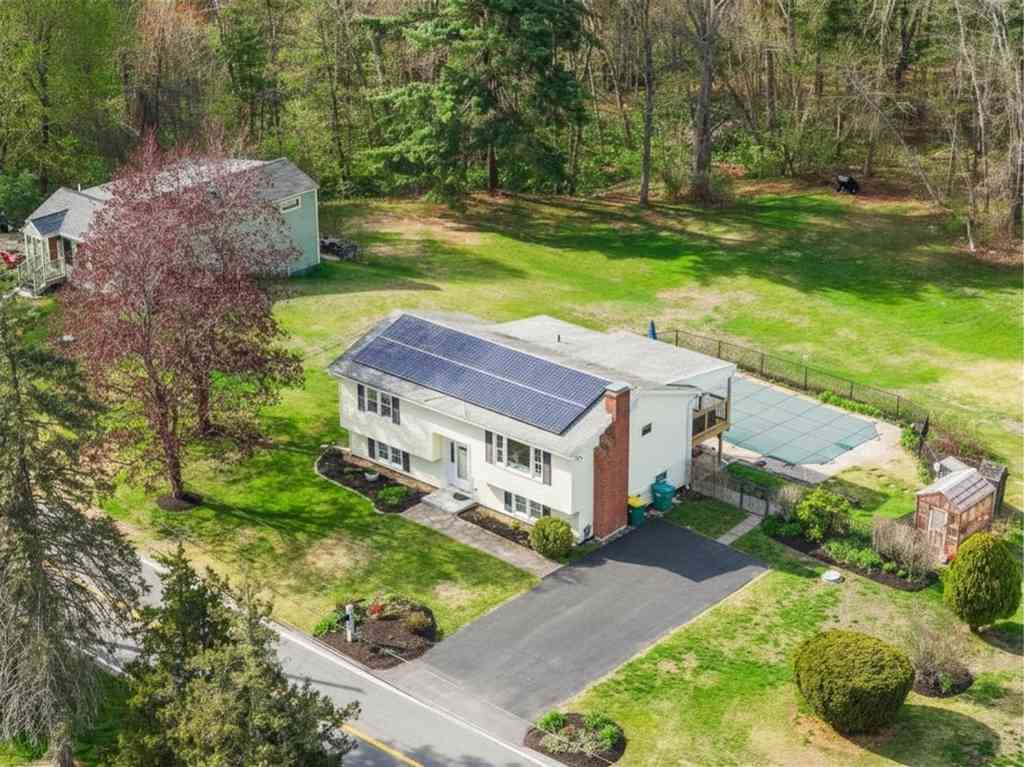 Homes For Sale - 13 Groton Shirley Rd<br/> Middlesex County, Ayer, MA 01432