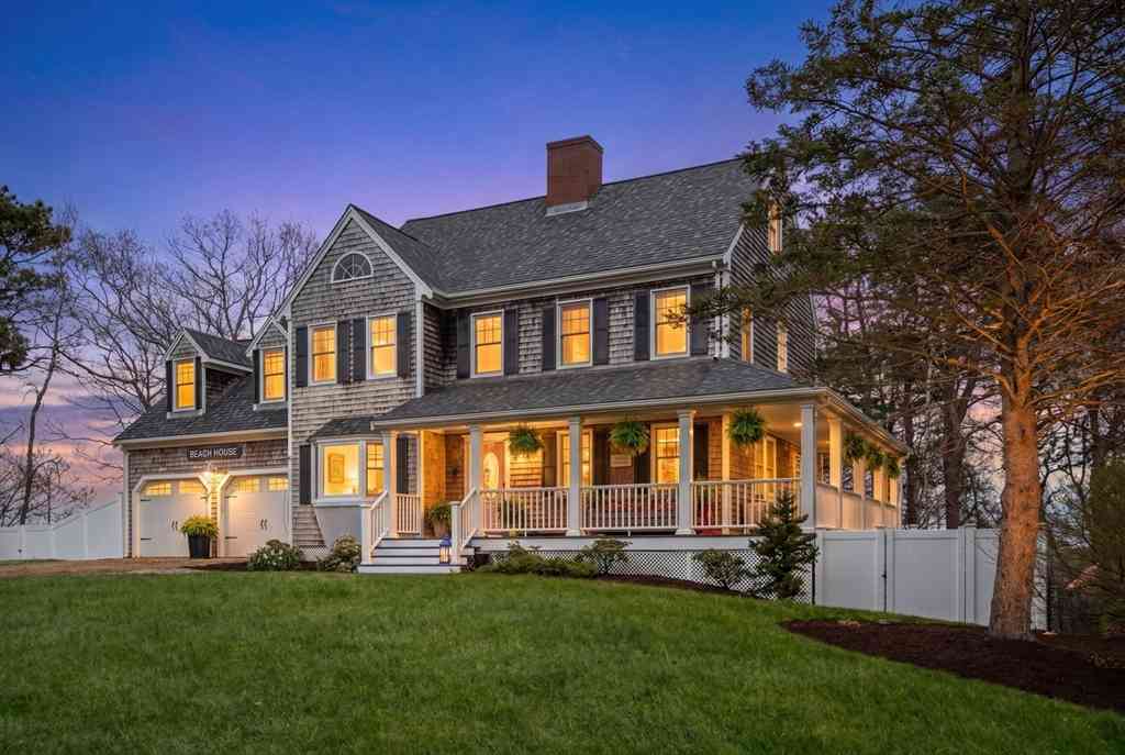 Homes For Sale - 6 Luigi Ave<br/> Barnstable County, Bourne, MA 02562