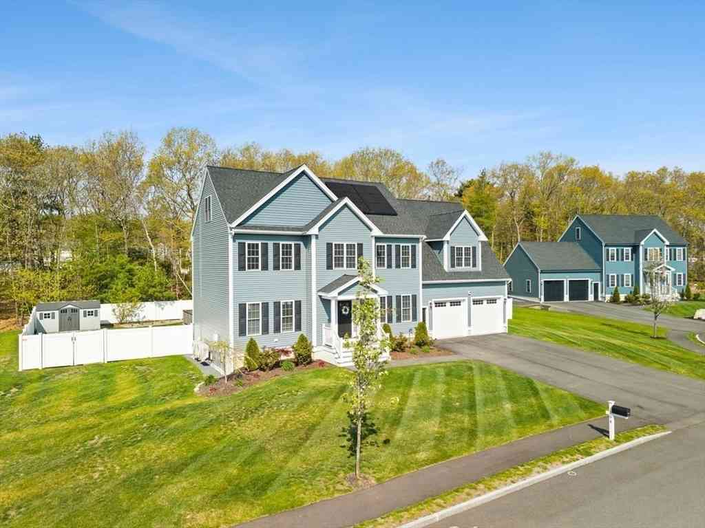 Homes For Sale - 194 Cypress Dr<br/> Plymouth County, Brockton, MA 02301
