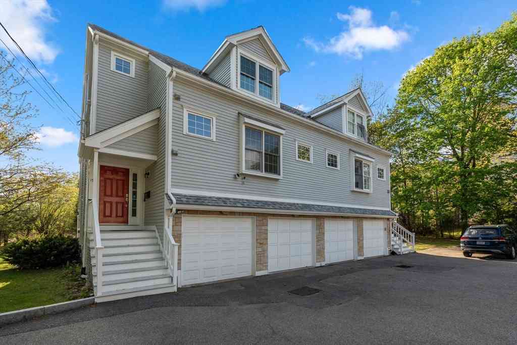 Condo For Sale - 19 Dunstan St #19<br/> Newton, MA 02465