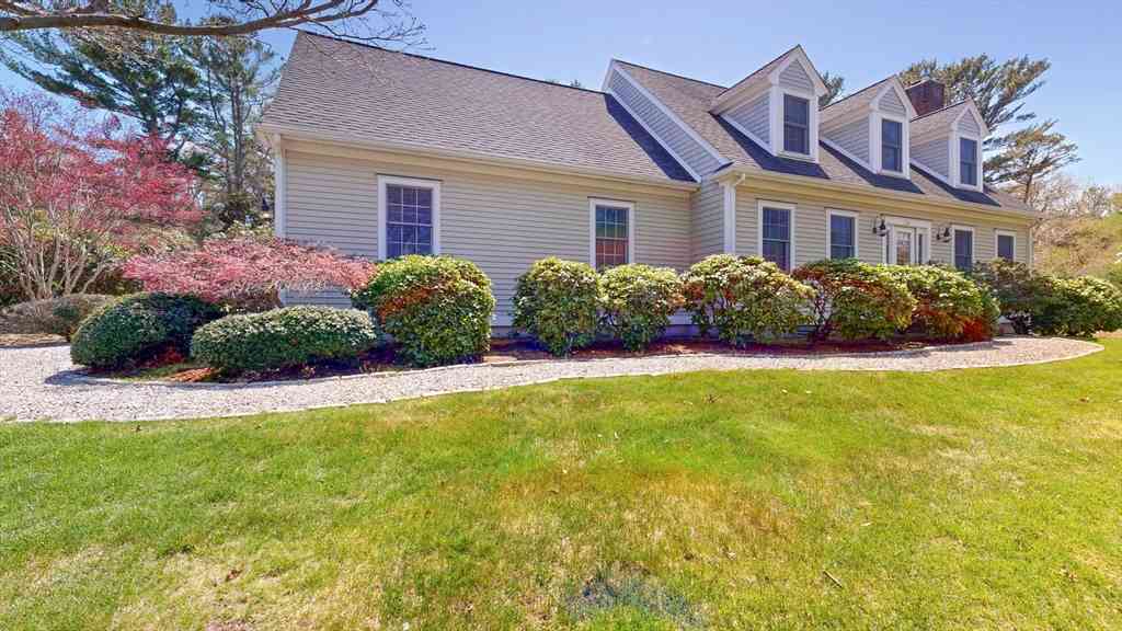 Homes For Sale - 20 Finway<br/> Mashpee, MA 02649