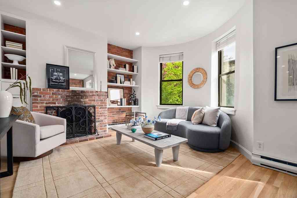 Condo For Sale - 9 Albemarle Street #3<br/> Boston, MA 02115