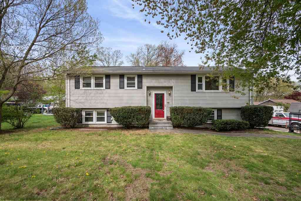 Homes For Sale - 19 Macintosh Ave<br/> Marlborough, MA 01752