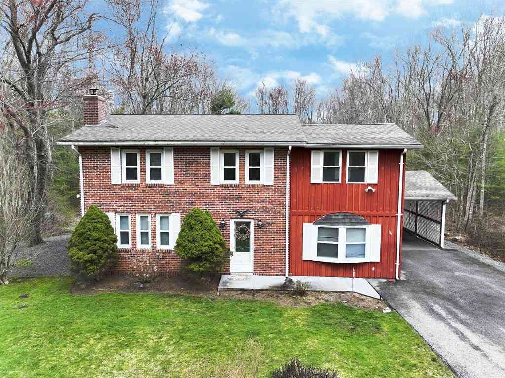Homes For Sale - 620 Ledge Rd<br/> Bristol County, Seekonk, MA 02771