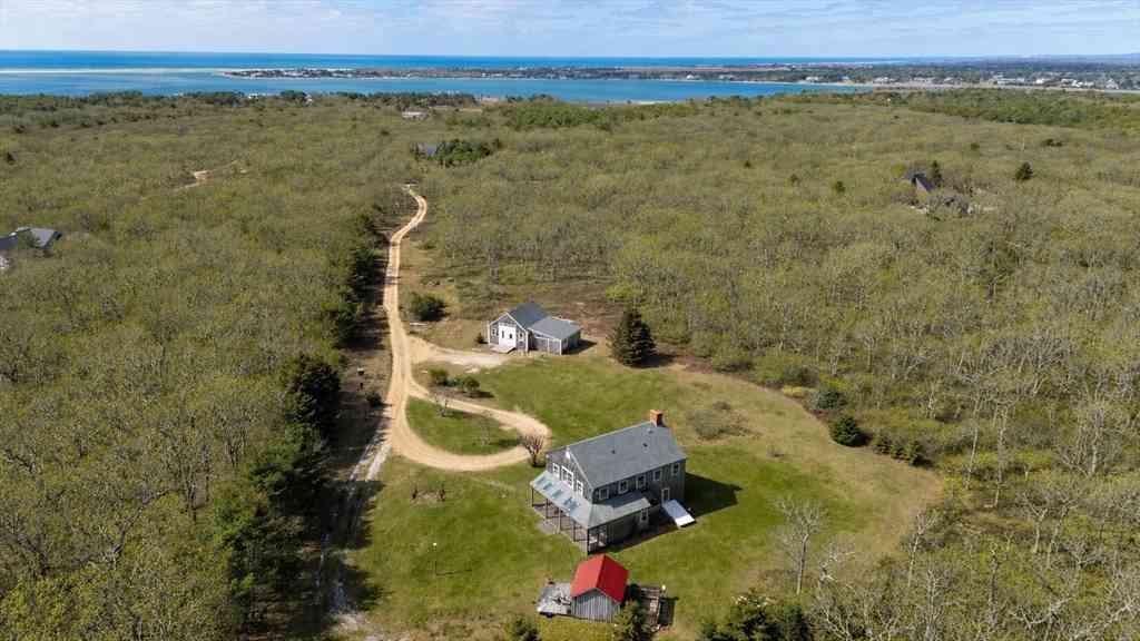 Homes For Sale - 109 Litchfield Road<br/> Edgartown, MA 02539
