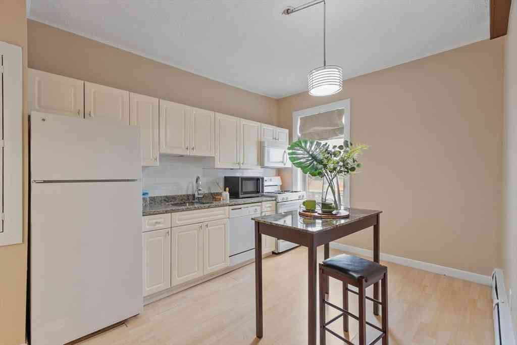 Condo For Sale - 793 Main St #1<br/> Middlesex County, Malden, MA 02148