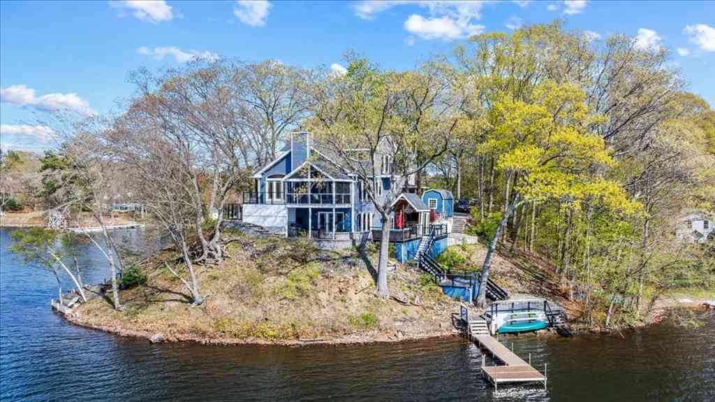 Homes For Sale - 11 Sunset Ln<br/> Shrewsbury, MA 01545