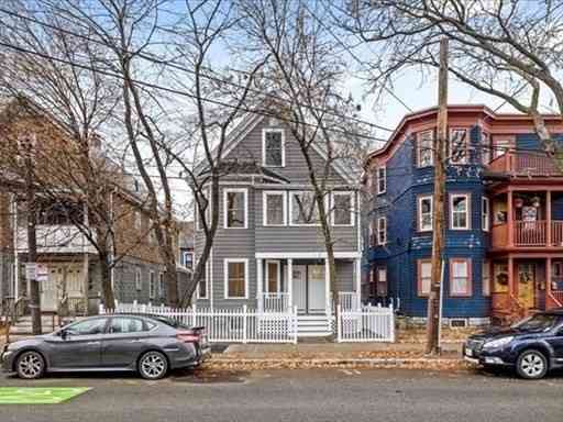 Condo For Sale - 17 Cameron Avenue #17<br/> Cambridge, MA 02410