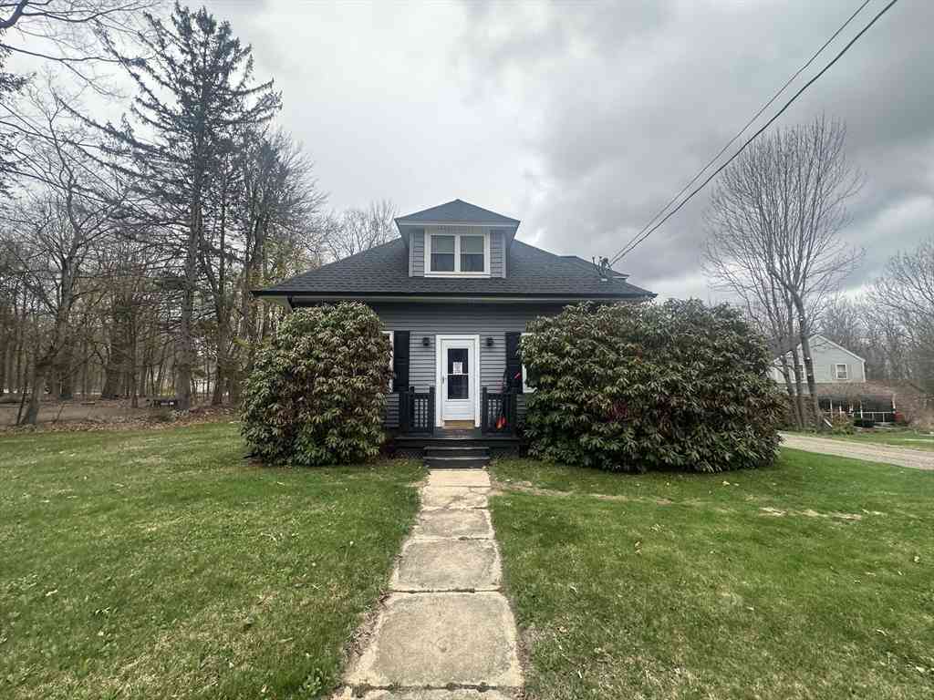 Multifamily For Sale - 41 Maple Ave<br/> Worcester County, Rutland, MA 01543