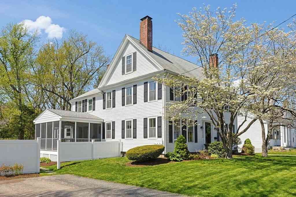 Multifamily For Rent - 865 Washington Street<br/> Holliston, MA 01746