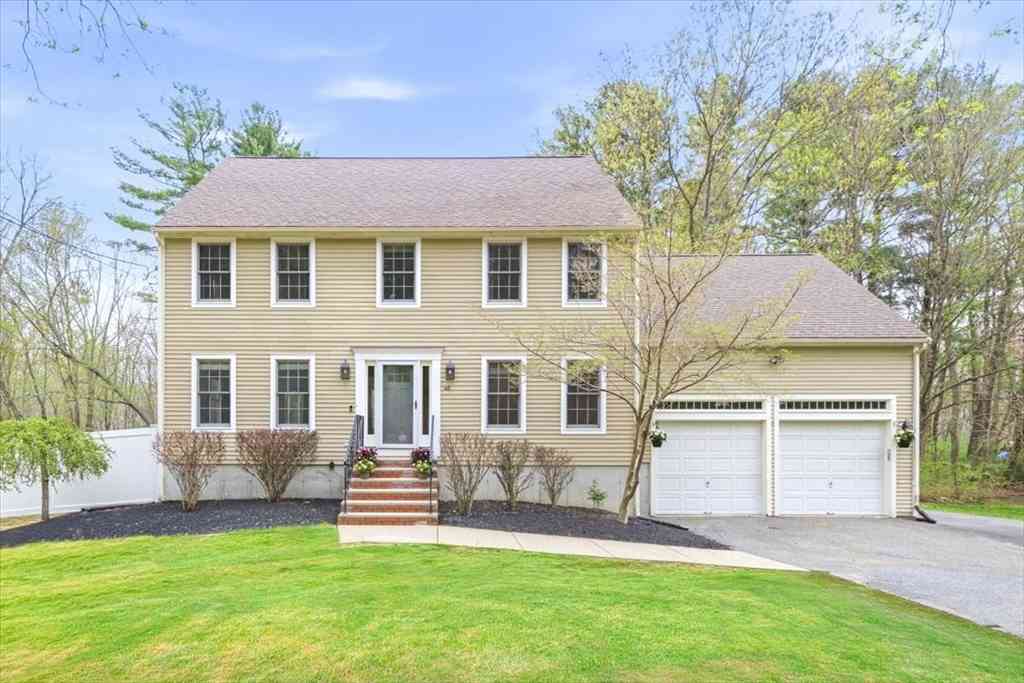 Homes For Sale - 45 Auburn Rd<br/> Norfolk County, Millis, MA 02054