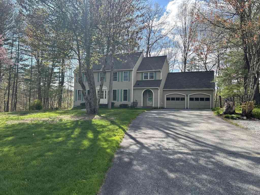 Homes For Sale - 21 Heritage Lane<br/> Middlesex County, Groton, MA 01450