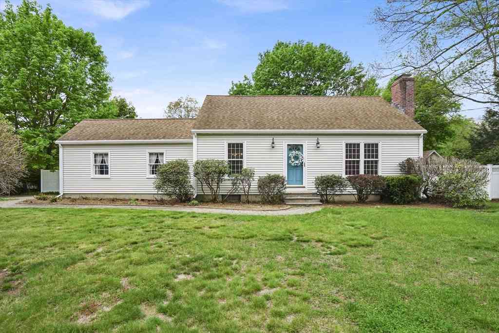 Homes For Sale - 232 Eastwood Dr<br/> Westfield, MA 01085
