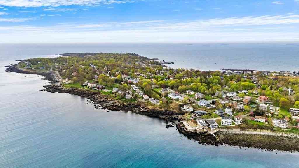 Homes For Sale - 10 High Street<br/> Nahant, MA 01908