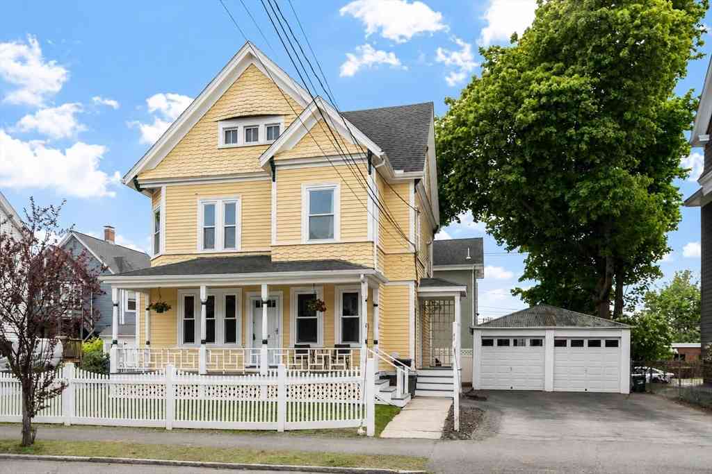 Multifamily For Rent - 26-26A Richardson Avenue<br/> Wakefield, MA 01880
