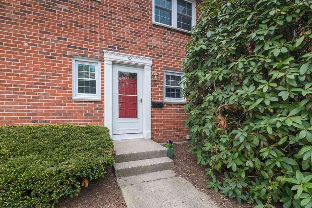 Condo For Sale - 540 Granby Road #67<br/> Hampshire County, South Hadley, MA 01075