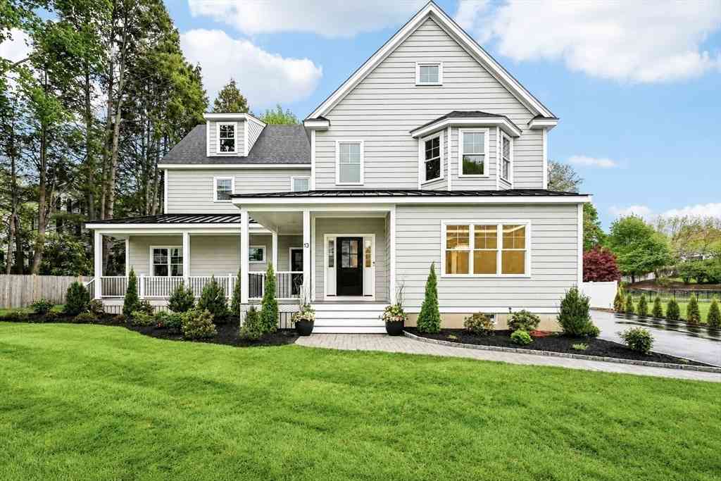 Homes For Sale - 13 Parker Rd<br/> Middlesex County, Wakefield, MA 01880