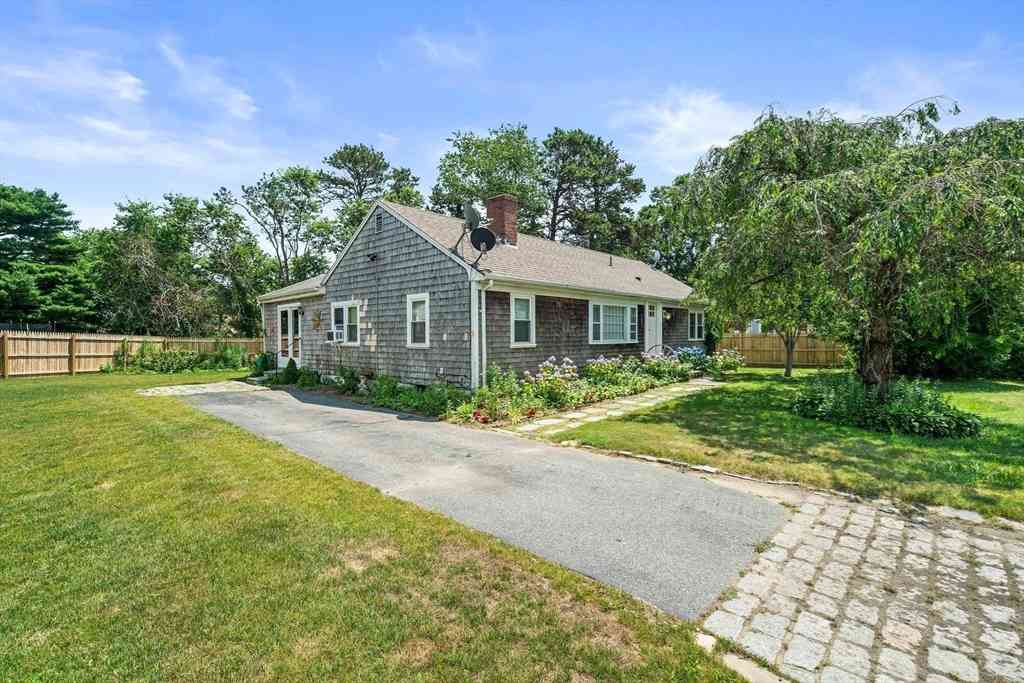 Homes For Sale - 4 Thach<br/> Barnstable, MA 02601