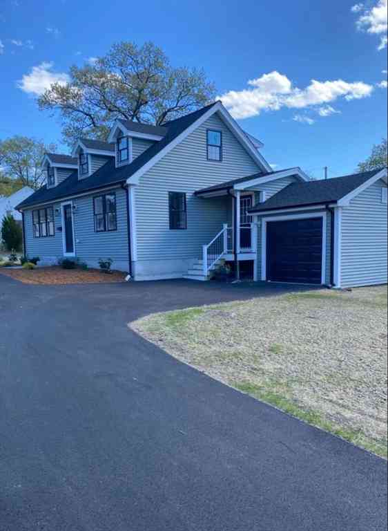 Homes For Sale - 5 Frank Street<br/> Middlesex County, Chelmsford, MA 01863