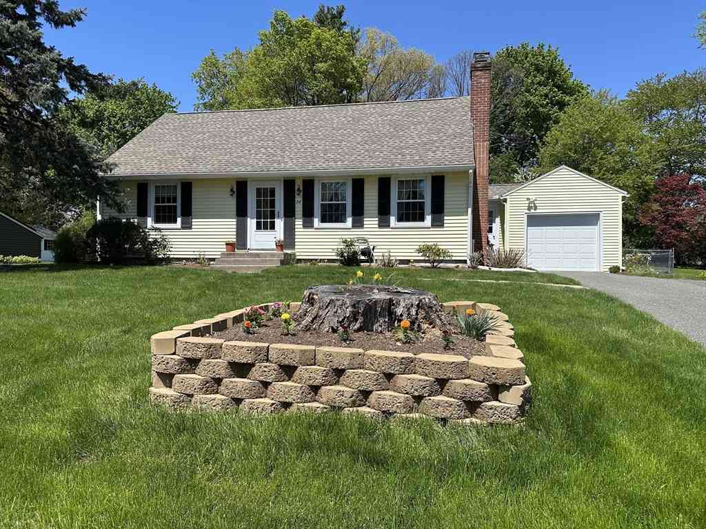 Homes For Sale - 24 Speight Arden<br/> Hampden County, East Longmeadow, MA 01028