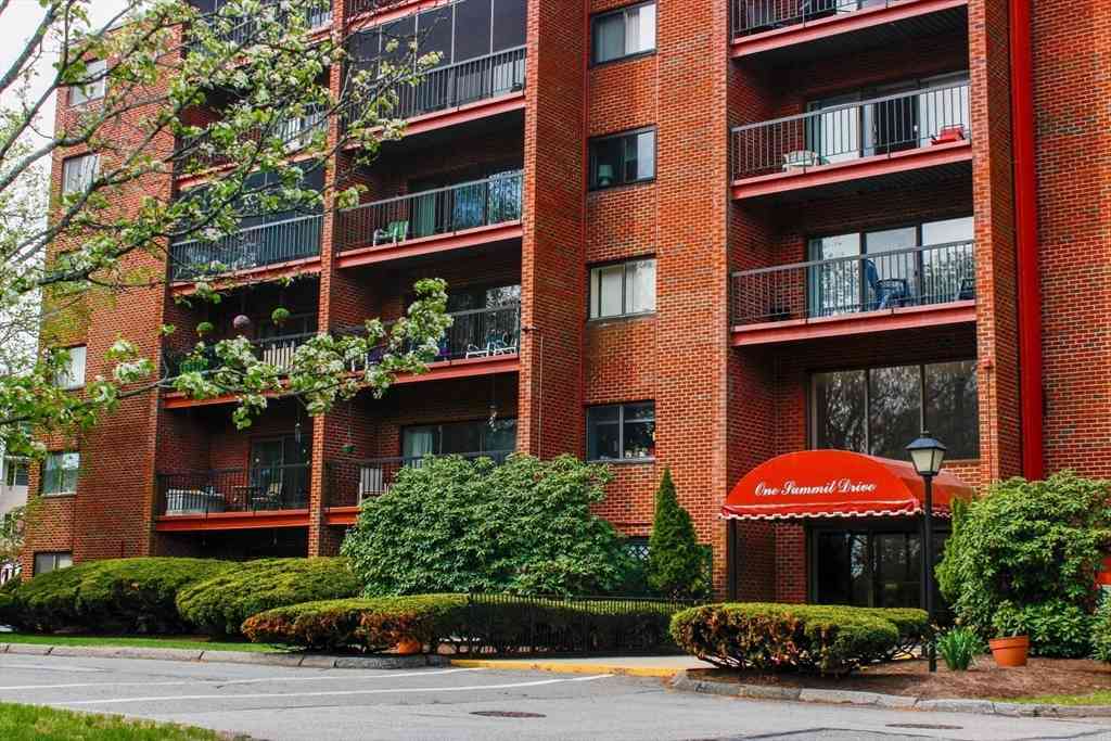 Condo For Sale - 1 Summit Drive #24<br/> Reading, MA 01867