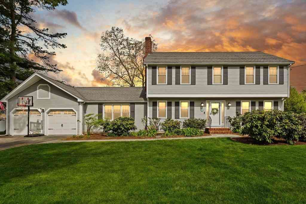 Homes For Sale - 76 Mary Ann Way<br/> North Attleboro, MA 02760