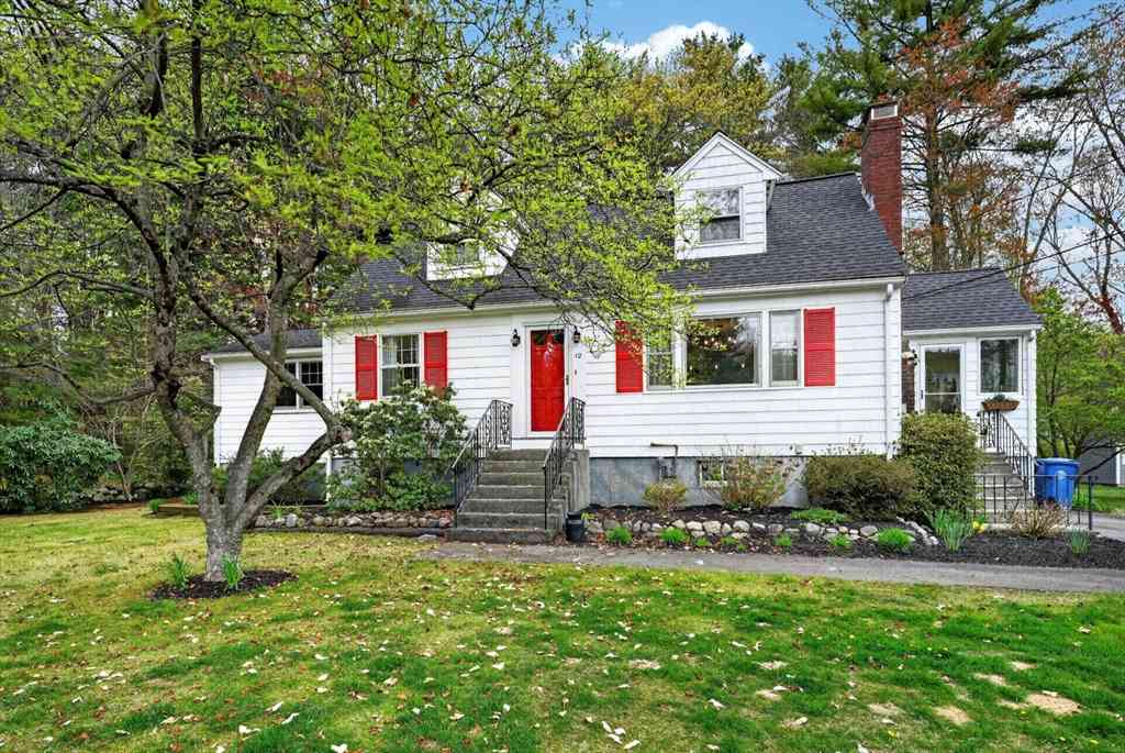 Homes For Sale - 12 Chadwick Rd<br/> Middlesex County, Burlington, MA 01803