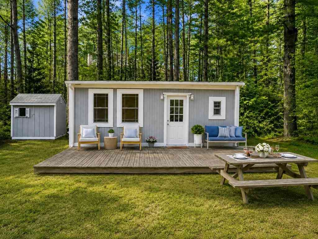 Mobile Home For Sale - 33 Wareham Street #11<br/> Plymouth County, Carver, MA 02330