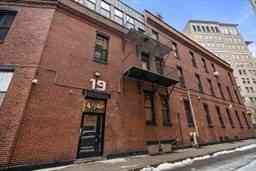 Condo For Sale - 13-19 Stanhope Street #3C<br/> Boston, MA 02116