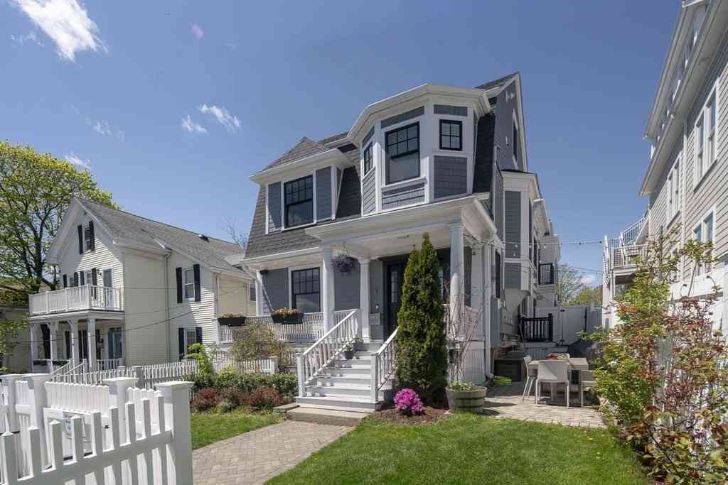 Homes For Rent - 36 Laurel Street #1<br/> Somerville, MA 02143