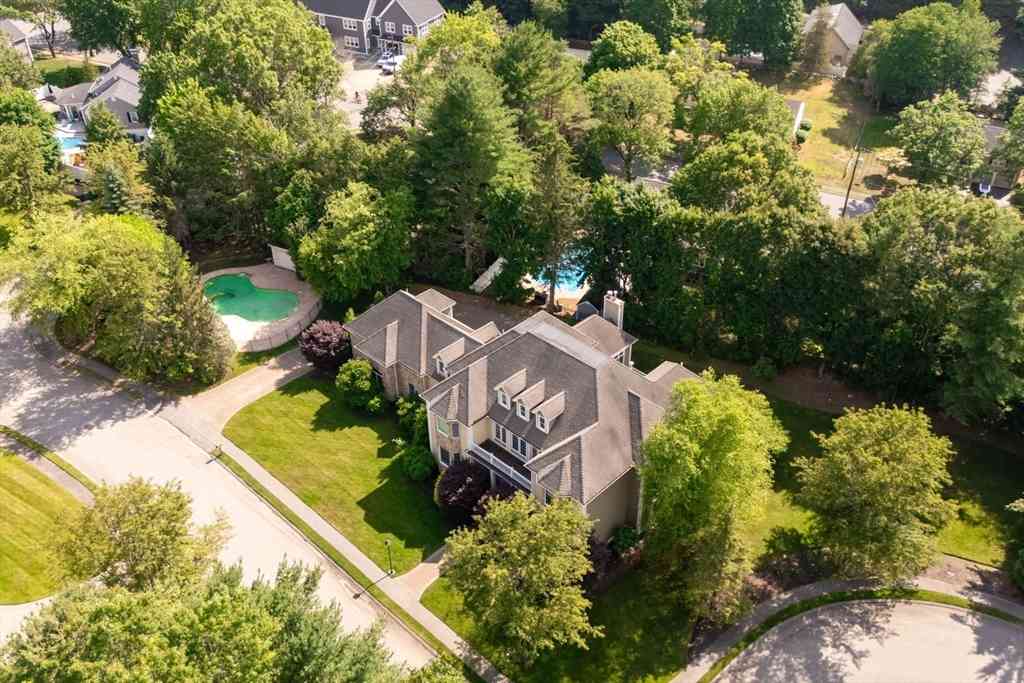 Homes For Sale - SIX Ashley Court<br/> Essex County, Lynnfield, MA 01940