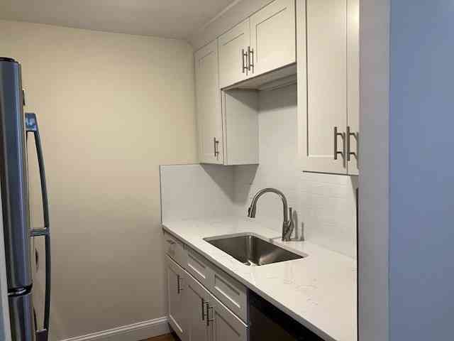 Apartment For Rent - 116 Trapelo #4<br/> Waltham, MA 02452
