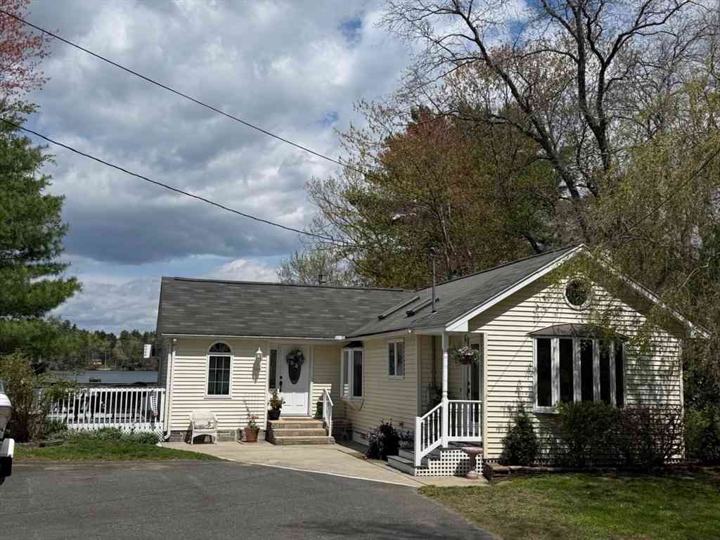 Homes For Sale - 14 Beech St<br/> Palmer, MA 01069