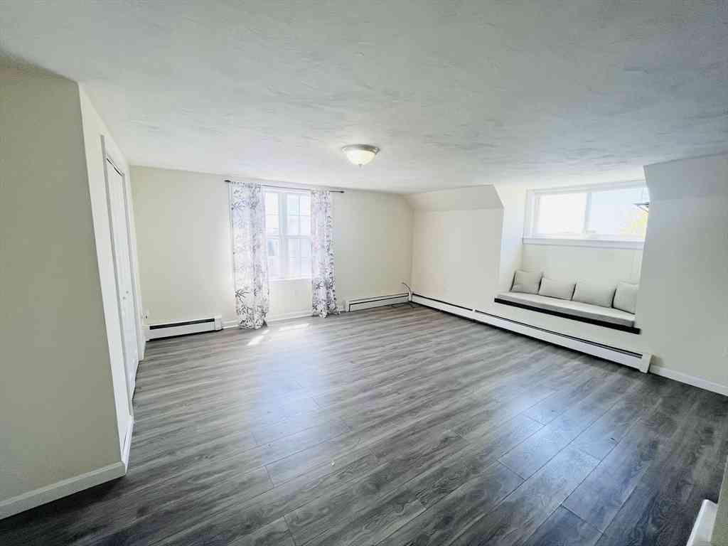 Homes For Rent - 73 High Rock St #3<br/> Lynn, MA 01902