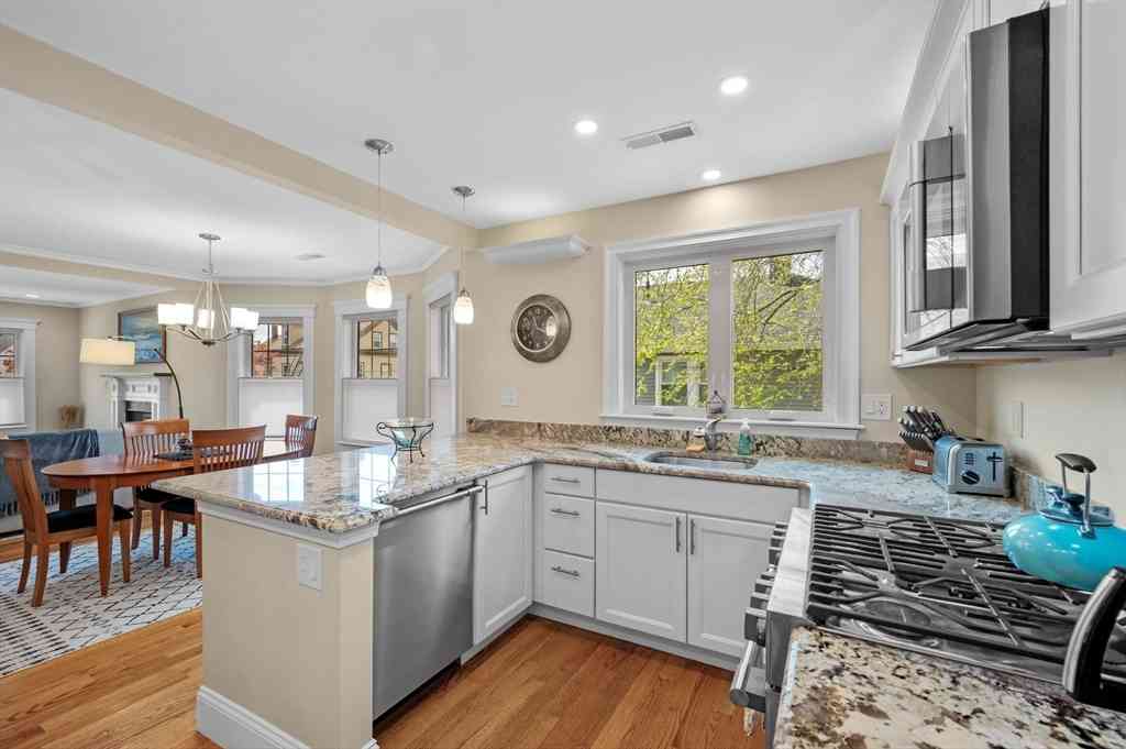 Condo For Sale - 52 Ashland St #52<br/> Medford, MA 02155