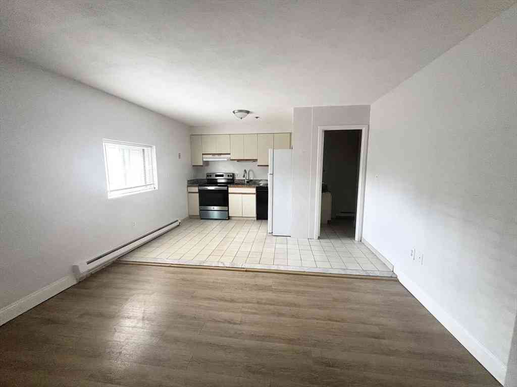Apartment For Rent - 11 Langdon Street #101<br/> Everett, MA 02149