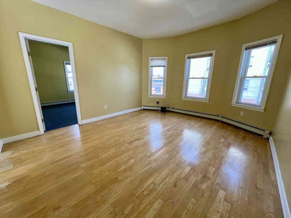 Apartment For Rent - 1 Wyeth St #2<br/> Malden, MA 02148