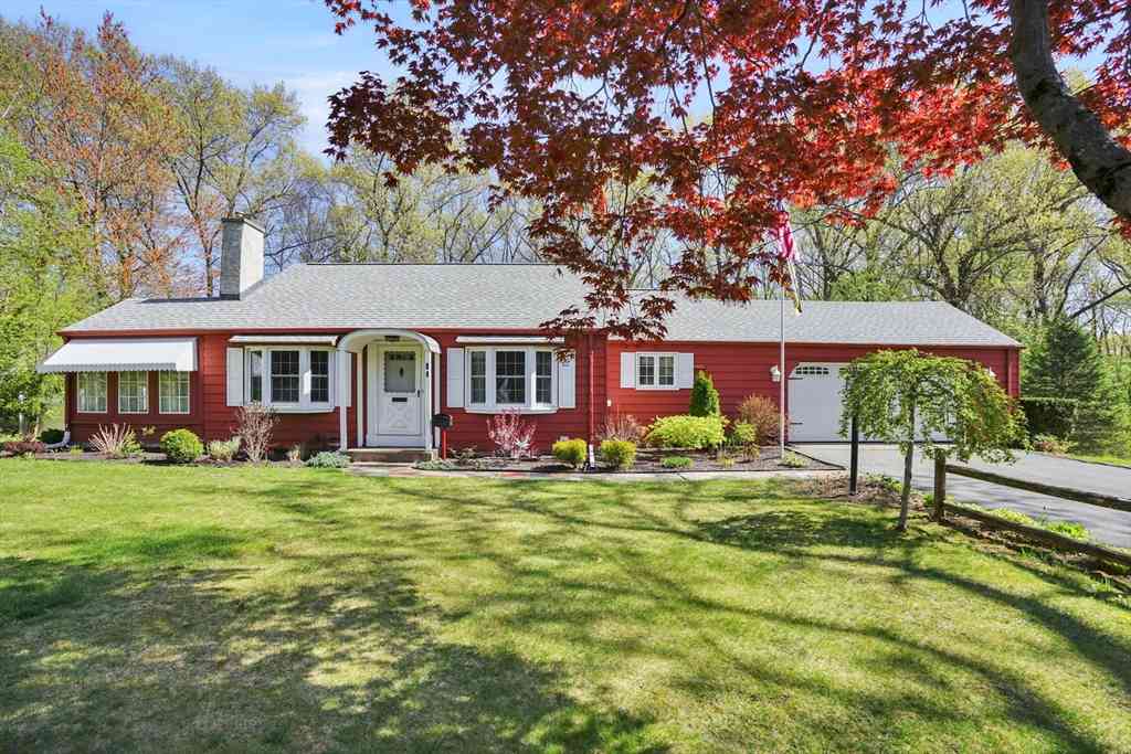 Homes For Sale - 84 Spencer St<br/> Hampden County, Agawam, MA 01001