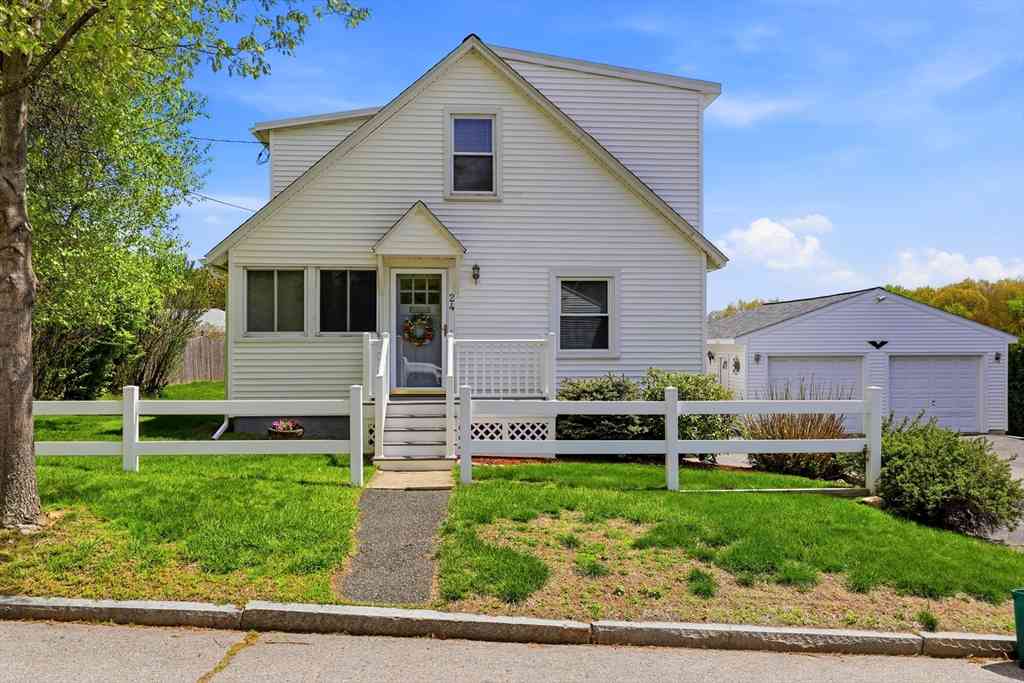 Homes For Sale - 24 Dell Ave<br/> Worcester, MA 01604