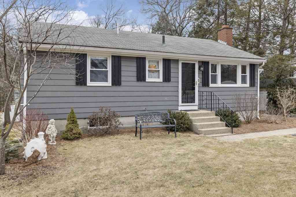 Homes For Rent - 10 James Street<br/> Lexington, MA 02420