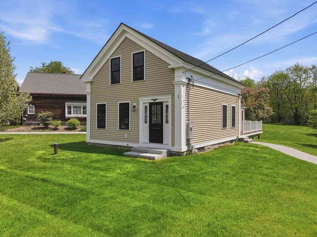 Homes For Sale - 1 Barre Road Cut Off<br/> Worcester County, Hubbardston, MA 01452
