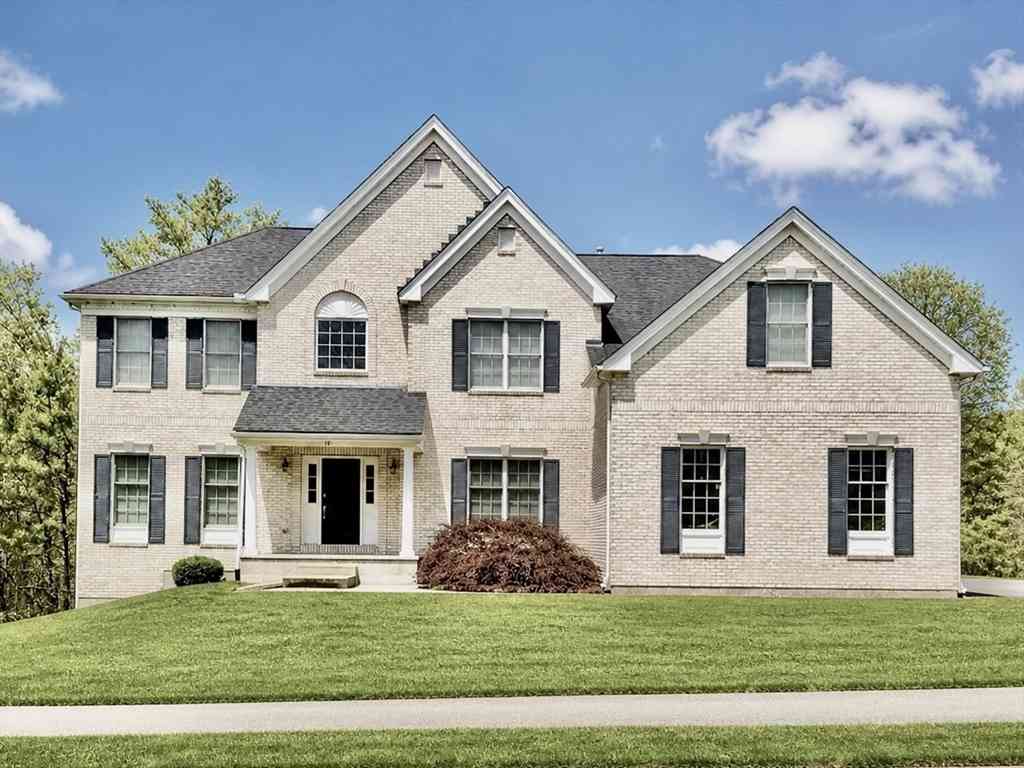 Homes For Sale - 39 Whitehall Way<br/> Norfolk County, Bellingham, MA 02019