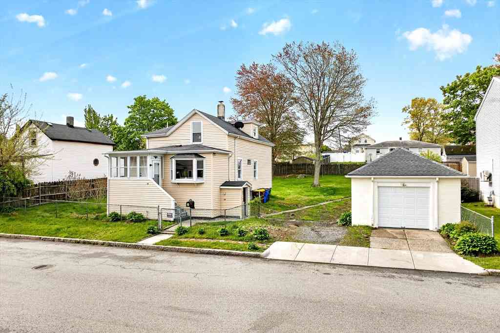 Homes For Sale - 49 Denver St<br/> Fall River, MA 02721