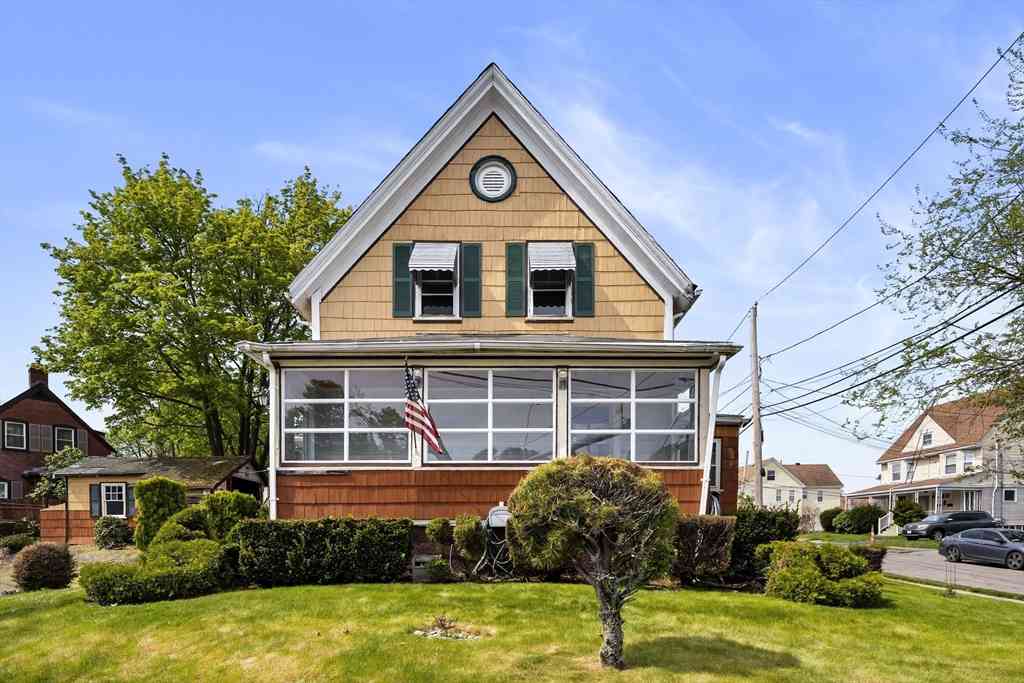 Homes For Sale - 781 Southern Artery<br/> Quincy, MA 02169