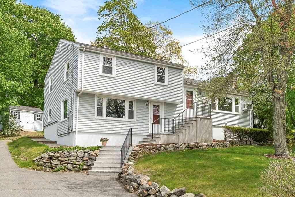 Homes For Sale - 365 Main Street<br/> Saugus, MA 01906